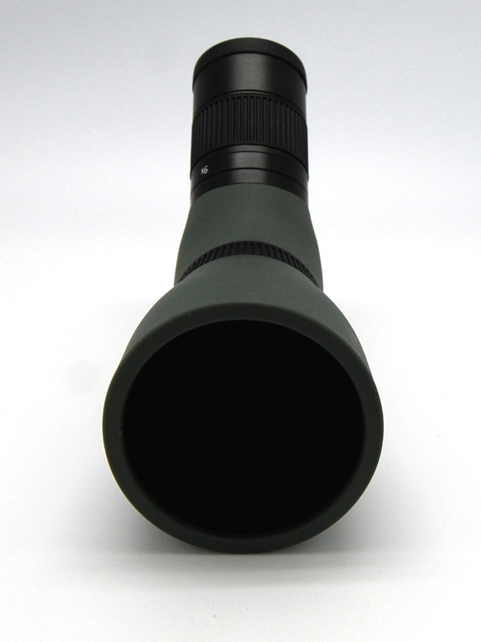 Longue vue Bauer compact  9 - 27 x 56mm HD Visée occulaire 45°