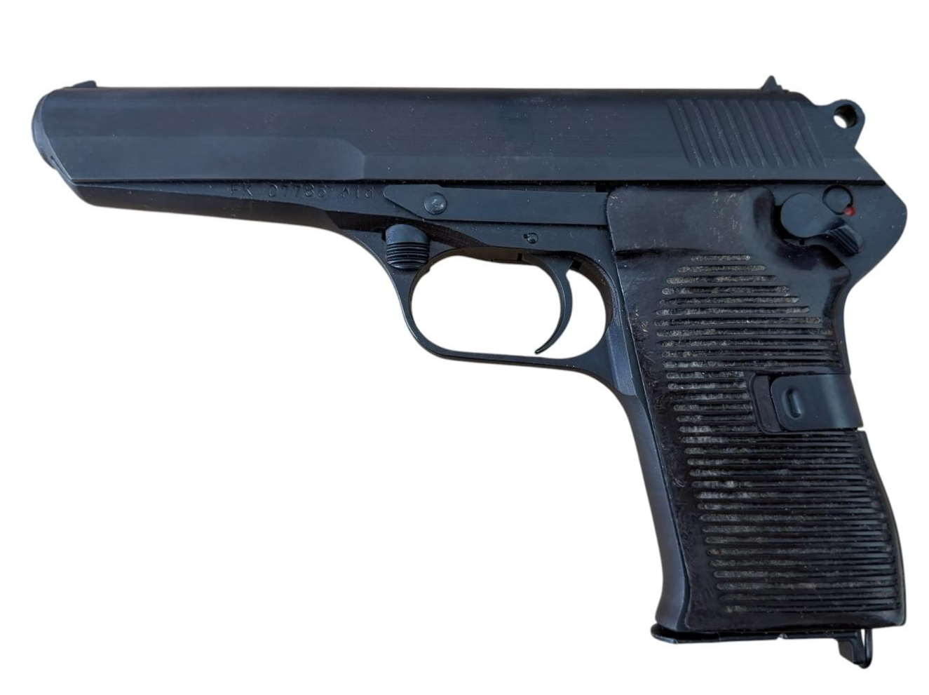 Pistolet Occ Tokarev TT33 cal. 7.62 Tokarev